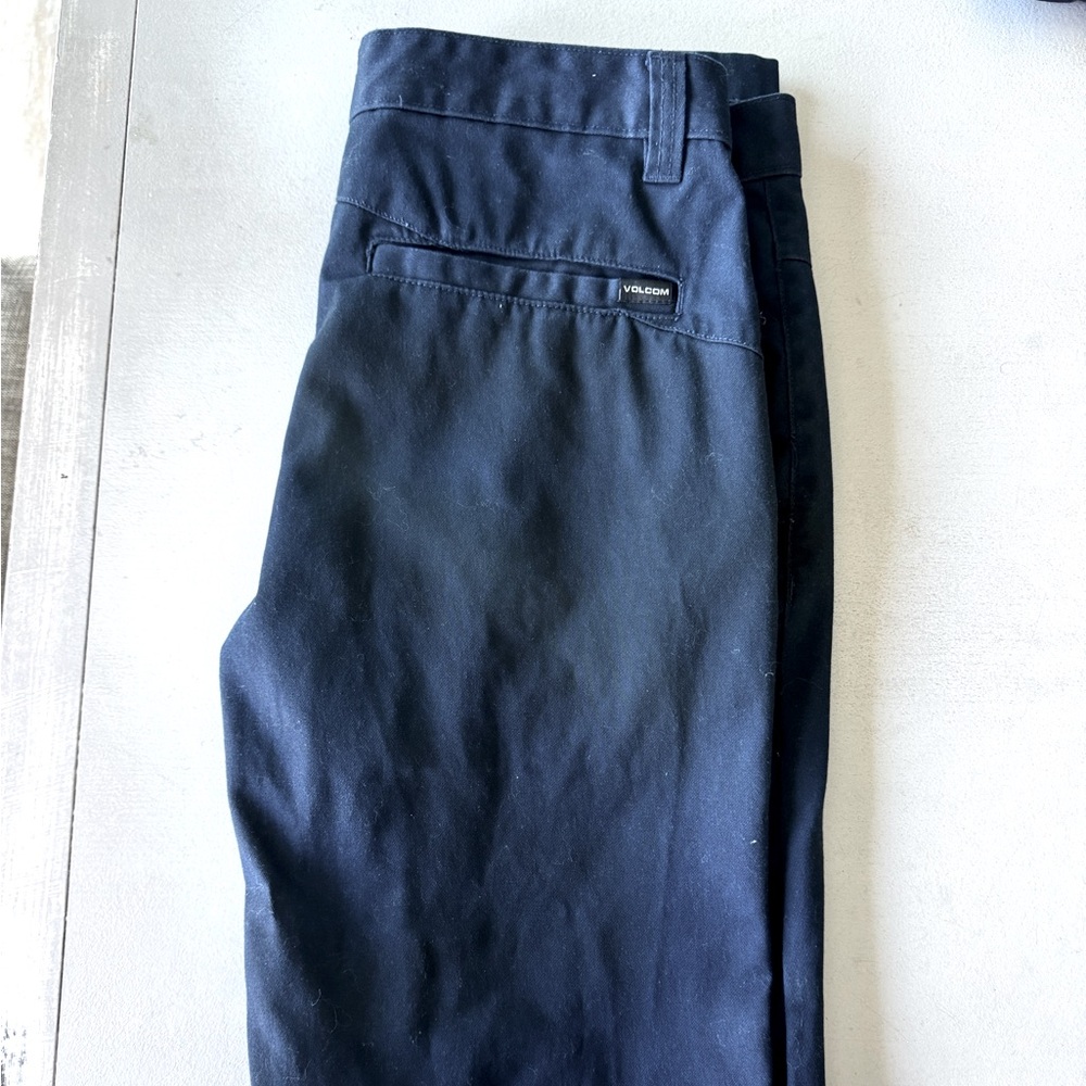 Blue men’s volcom chinos